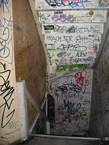 cph_resto Stairs leading to the second floor (third if you're American) restaurant