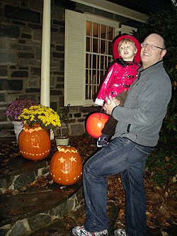 Trick or treat assistance from dad
